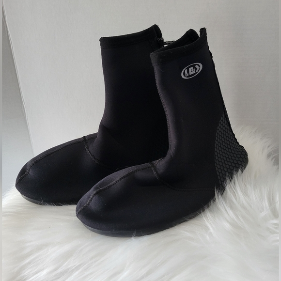 Garneau Velo Shoe Covers ,size Medium - Picture 1 of 5